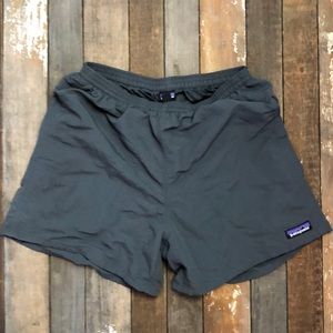 Like New Men’s 5” Patagonia  Baggies